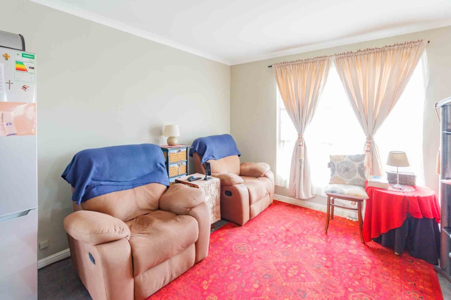 To Let 1 Bedroom Property for Rent in Table View Western Cape
